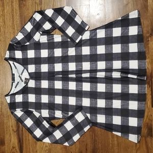 Womens Relevate Designs black & white tunic top size L